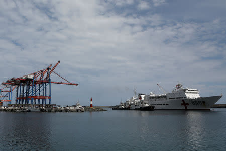 China's People's Liberation Army (PLA) Navy hospital ship Peace Ark, prepares to dock at the port in La Guaira, Venezuela September 22, 2018. REUTERS/Manaure Quintero