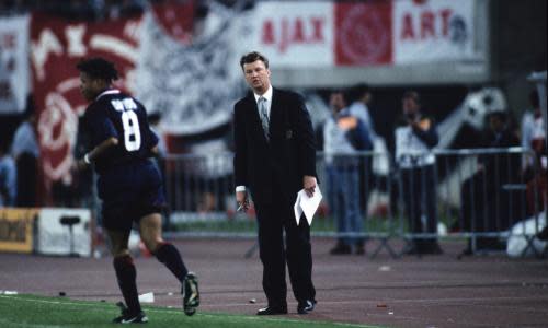 Dutch Eredivisie - AC Milan,Ajax<br>Louis van Gaal during the Champions League final match between Ajax Amsterdam and AC Milan on May 24, 1995 in Vienna, Austria.(Photo by VI Images via Getty Images)