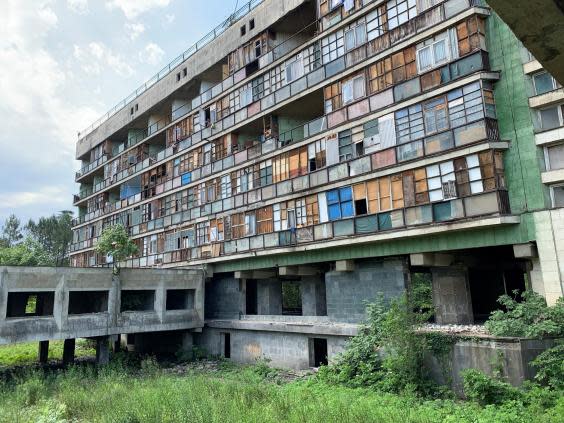 A sanatorium reclaimed by nature in Tskaltubo (Robin Simpson)