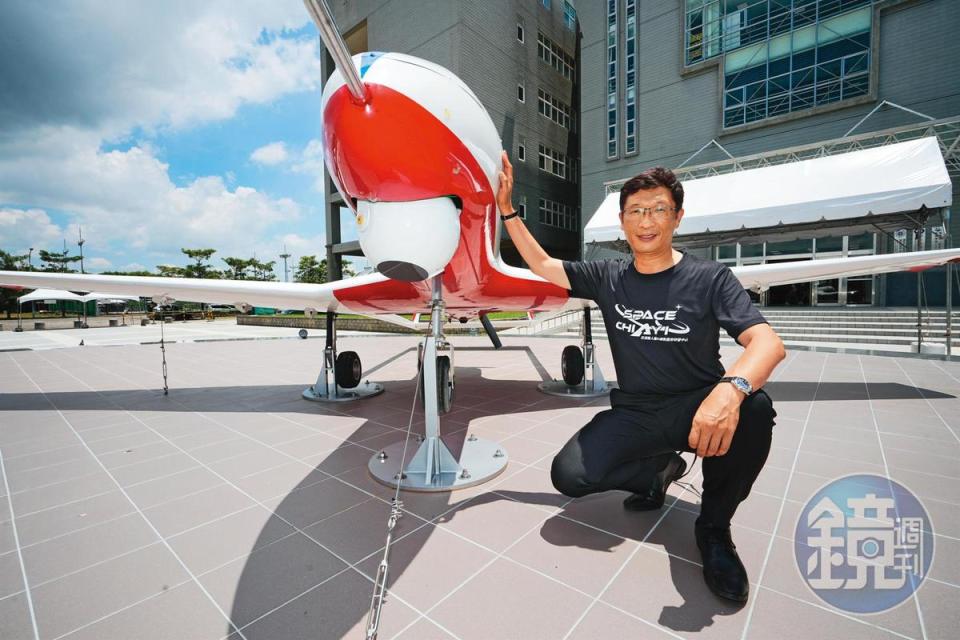 看準無人機能在不對稱戰爭中發揮戰力，經緯航太董事長羅正方多年前就帶領公司投入軍用無人機。