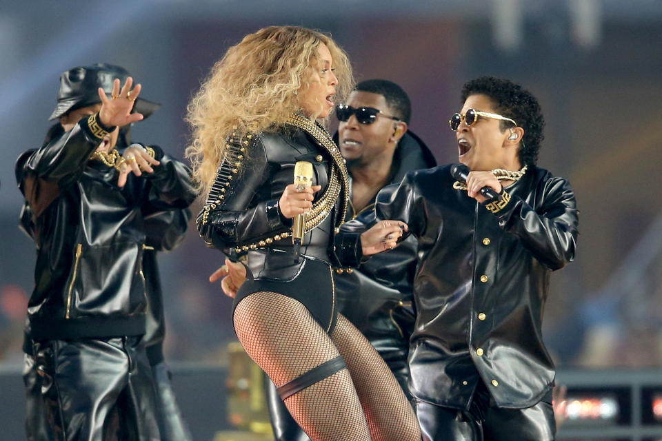Beyonce versuchte es gar mit Unterstützung von Bruno Mars und Coldplay.