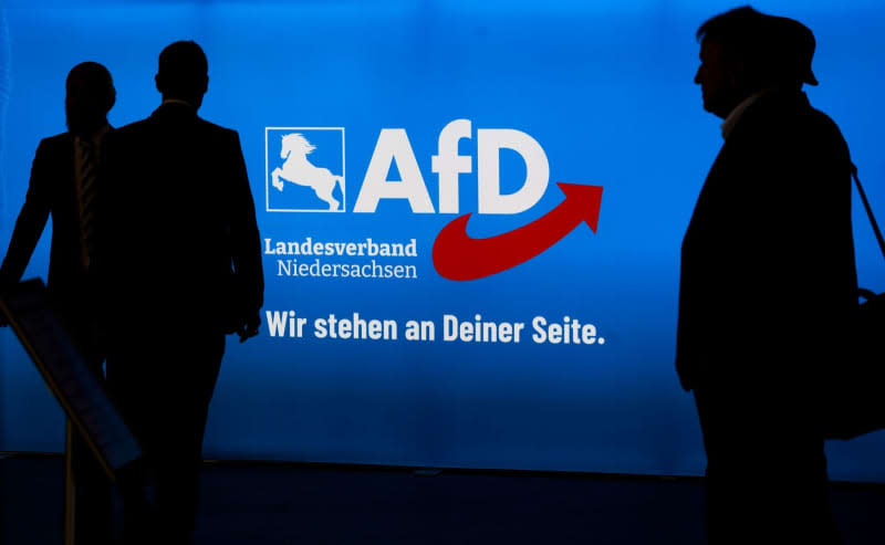 Delegates and visitors attend the state party conference of the AfD Lower Saxony at the Congress Union Celle. German teenagers and young adults are increasingly dissatisfied and likely to vote for the far-right Alternative for Germany (AfD), according to a survey published on 23 April. Julian Stratenschulte/dpa