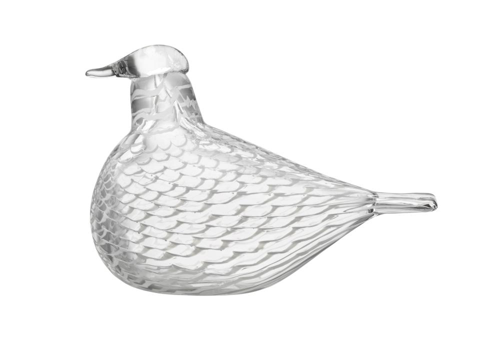 This undated publicity photo provided by FinnStyle.com shows Oiva Toikka’s charming little glass bird, Mediator Dove, manufactured by iittala, the famed Finnish glass house (www.finnstyle.com). (AP Photo/FinnStyle.com)