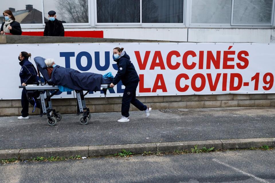 France COVID vaccines