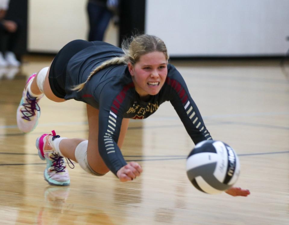 Watterson's Ava Hoying (5) is unable to reach a ball during a Division I regional semifinal Nov. 3 at Hilliard Darby.