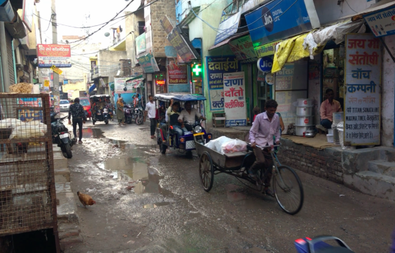 A busy street in a slum in the north of Delhi