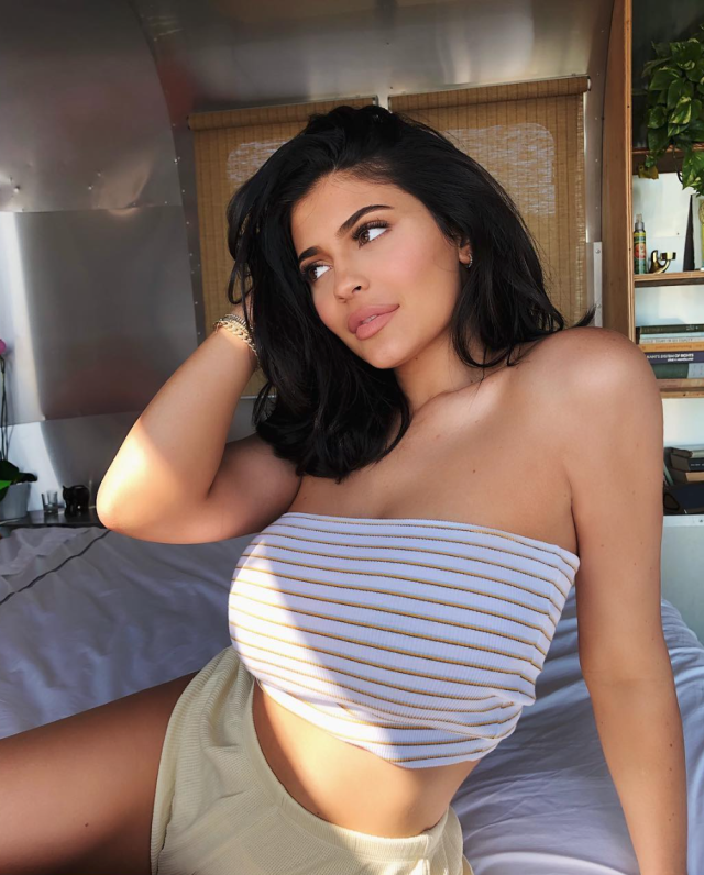 Kylie Jenner had words for people questioning her parenting - Yahoo Sports