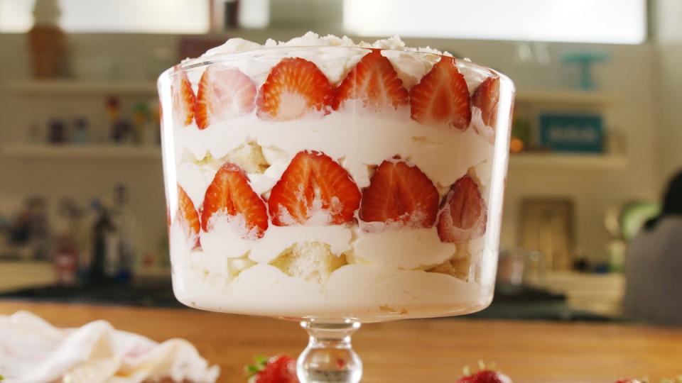 Strawberry Champagne Trifle