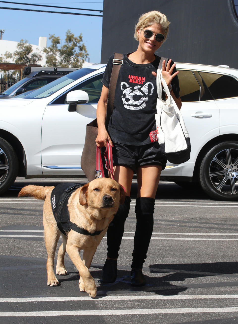 <p>Selma Blair and her trusty service dog Scout take a walk in Los Angeles on Oct. 4. </p>