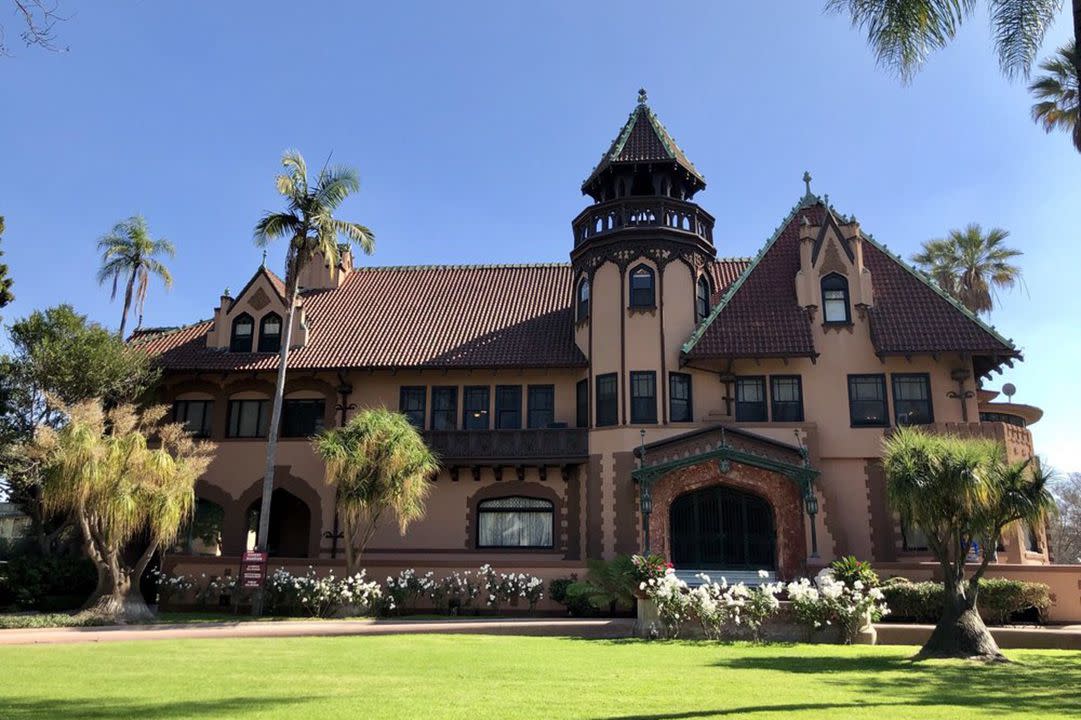 Doheny Mansion