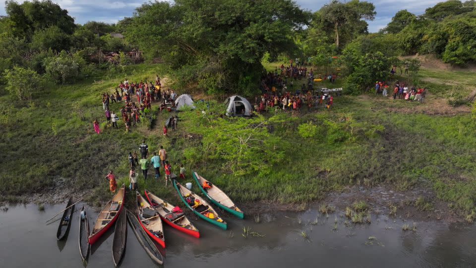 The expedition team camps in a fishing village.  Learning from local fishermen is an integral part of understanding the health of catchment waters.  -João Vorster