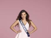 <p>Kleofina Pnishi a été élue Miss Provence. Voici sa photo officielle pour le concours Miss France 2018.<br>Crédit photo : SIPA/TF1 </p>