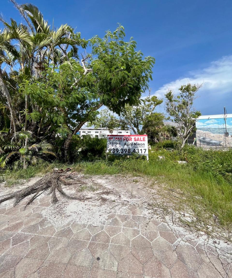 Heavenly Biscuits was washed away during Hurricane Ian. Heavenly Biscuit on Wheels will operate on its vacant lot.