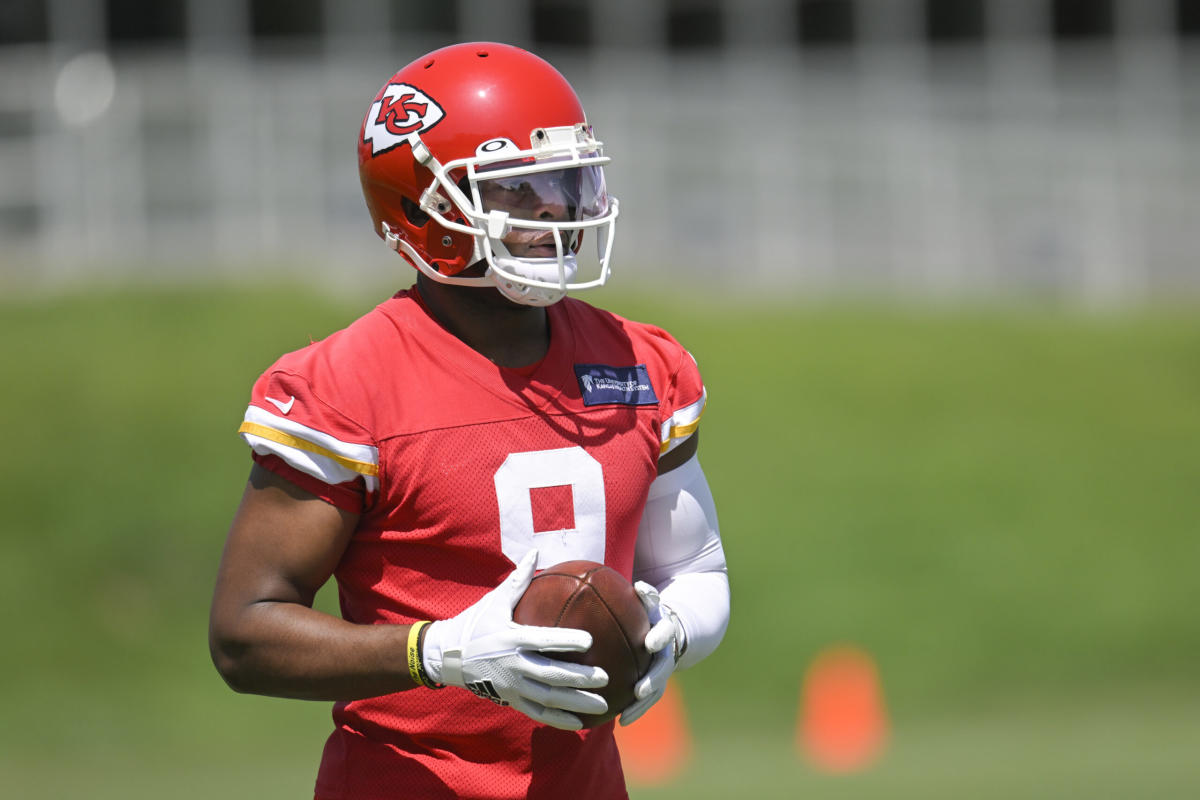 The Kansas City Chiefs Welcome Back Rashad Fenton Following Surgery