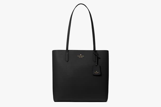 <p>Kate Spade Outlet</p>