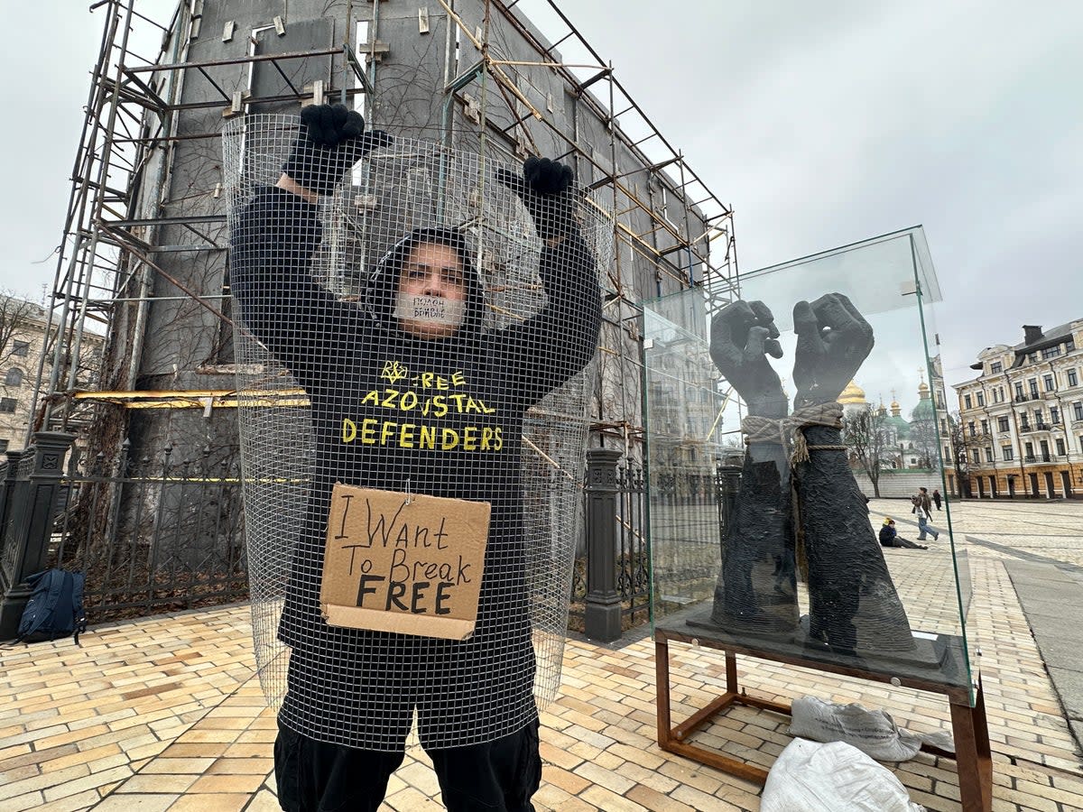 Protests in Sophia Square in Kyiv by families of PoWs for the second anniversary of Russia’s invasion  (Bel Trew)