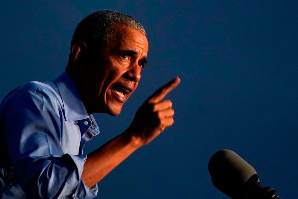  Obama mocks Trump’s record in rousing campaign speech in Pennsylvania (Photo by ALEX EDELMAN/AFP via Getty Images)