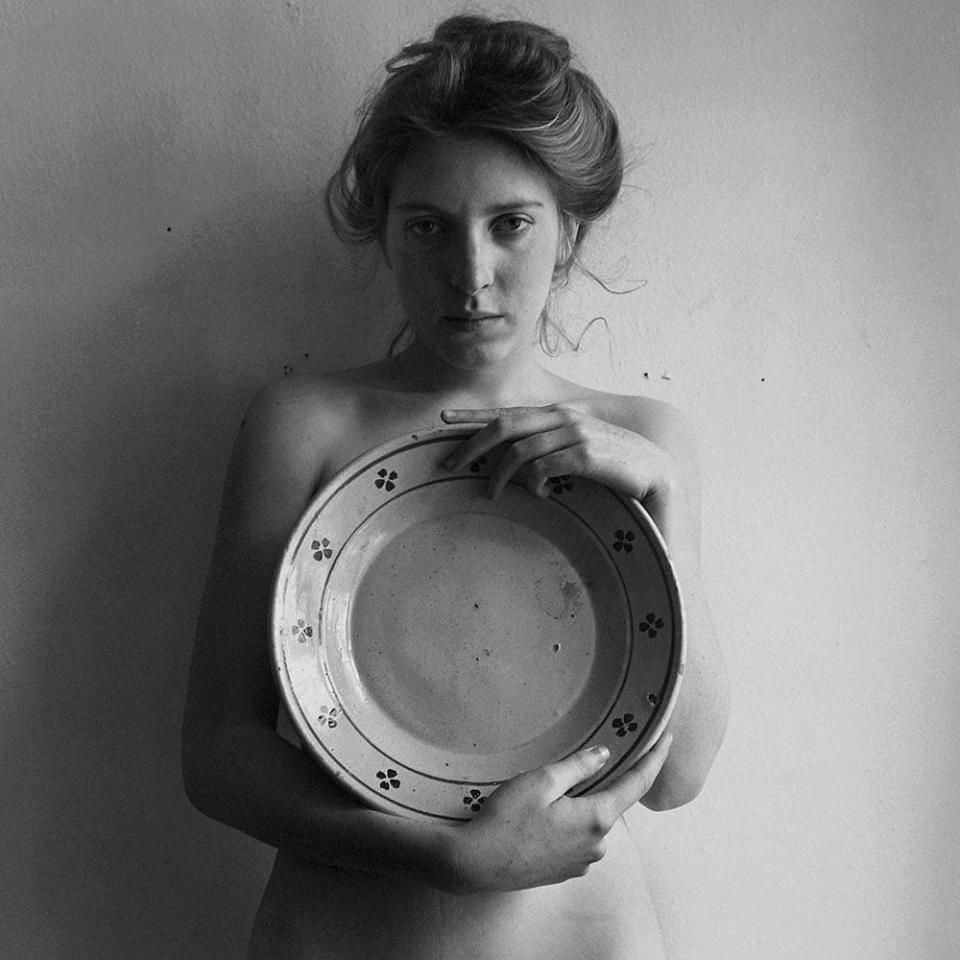 <div class="inline-image__caption"><p>Woman with large plate, Roma 1978</p></div> <div class="inline-image__credit">Stephan Brigidi</div>