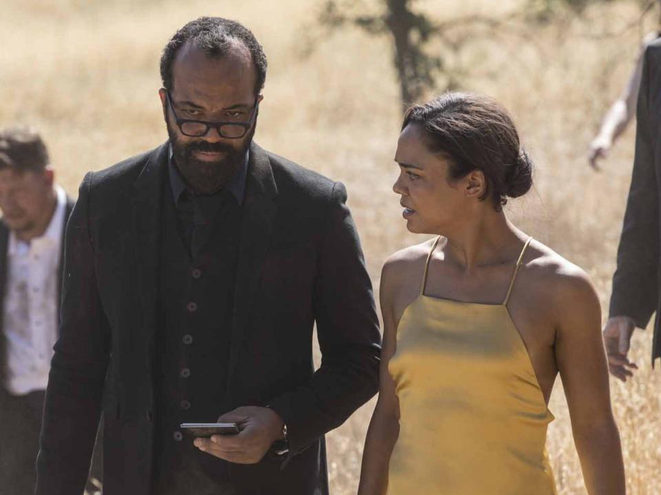 Bernard Charlotte Westworld Season 2 photos 10