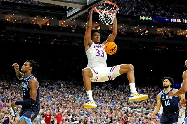 Kansas vs North Carolina odds: 2022 National Championship game picks, March  Madness predictions by top model 