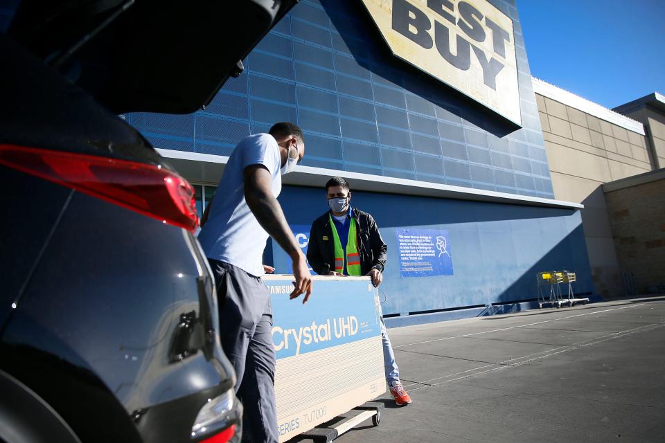 Best Buy will be closed on Thanksgiving but offer lots of deals, starting Black Friday.