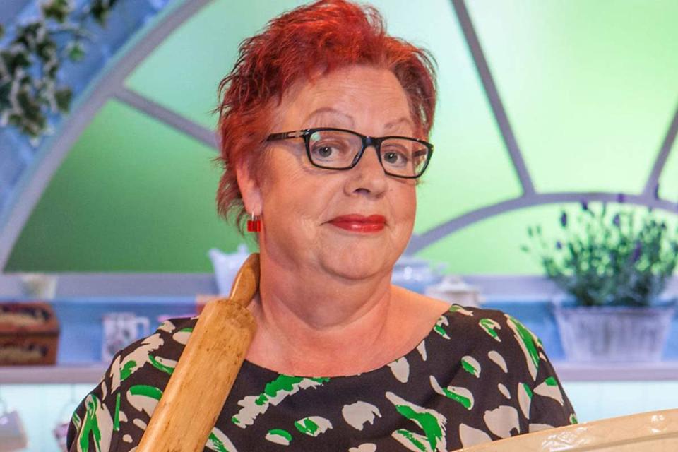 <p>As the presenter of Bake Off’s spin off show An Extra Slice, Jo Brand’s the obvious choice to take over from Mel and Sue. Too safe?<br></p>