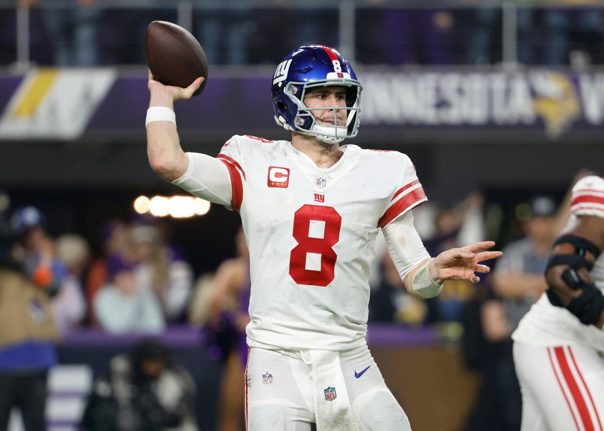 Giants-Vikings Wild Card: NFL Playoffs live updates and score