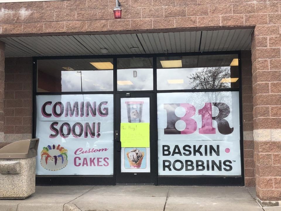 The owners of two Baskin Robbins' locations in Greater Lansing will open a third in a plaza off North Marketplace Boulevard in Delta Township.