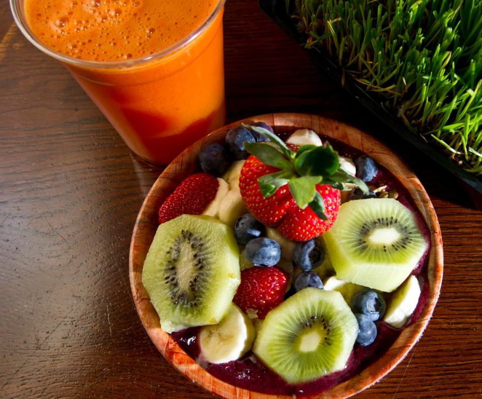 WOODY MARSHALL/THE TELEGRAPHMacon, Georgia, 01/29/2016:An acai bowl with fresh carrot juice from Harp & Bowl La Bistro.