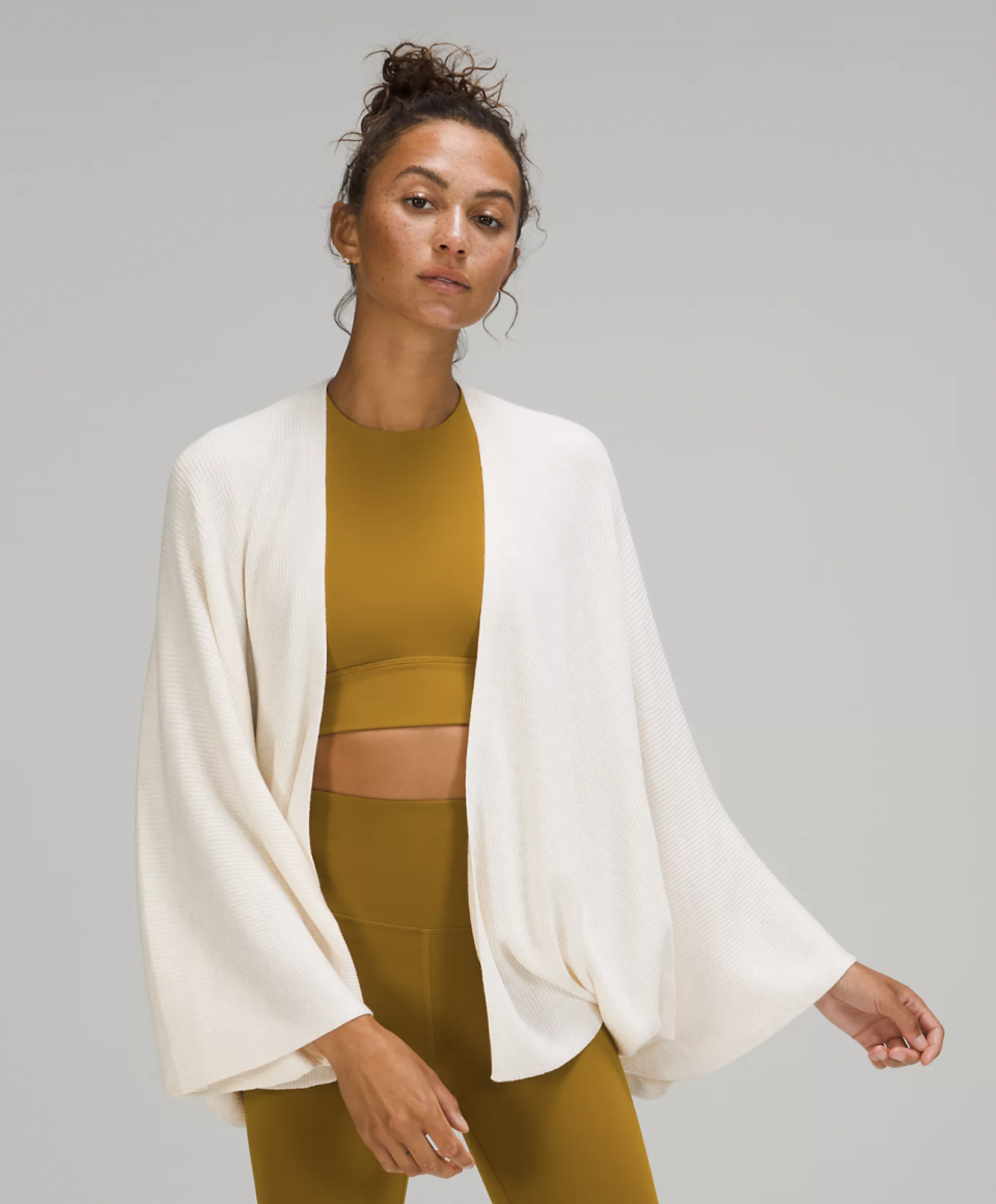 Cashlu Knit Textured Wrap (Photo via Lululemon)