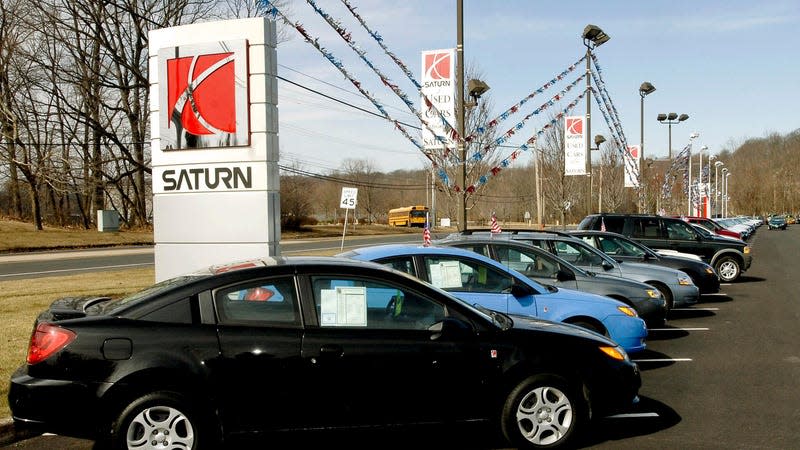 New and previously owned General Motors Saturn vehicles sit on the Fred Beans dealership lot in Doylestown, Pennsylvania, U.S., on Saturday, Feb. 28, 2009.