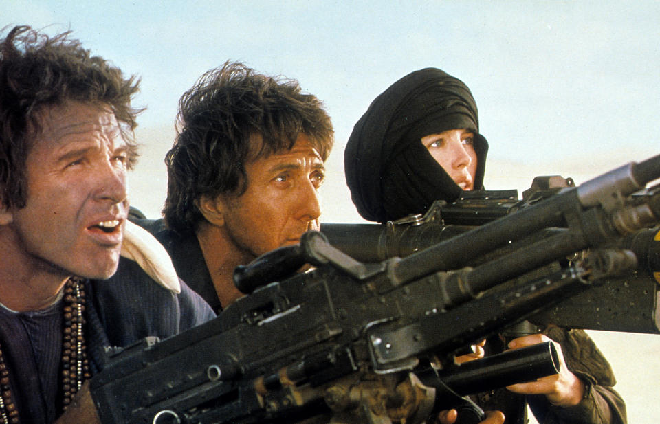 Warren Beatty, Dustin Hoffman and Isabelle Adjani in a scene from the film 'Ishtar', 1987. (Photo by Columbia Pictures/Getty Images)