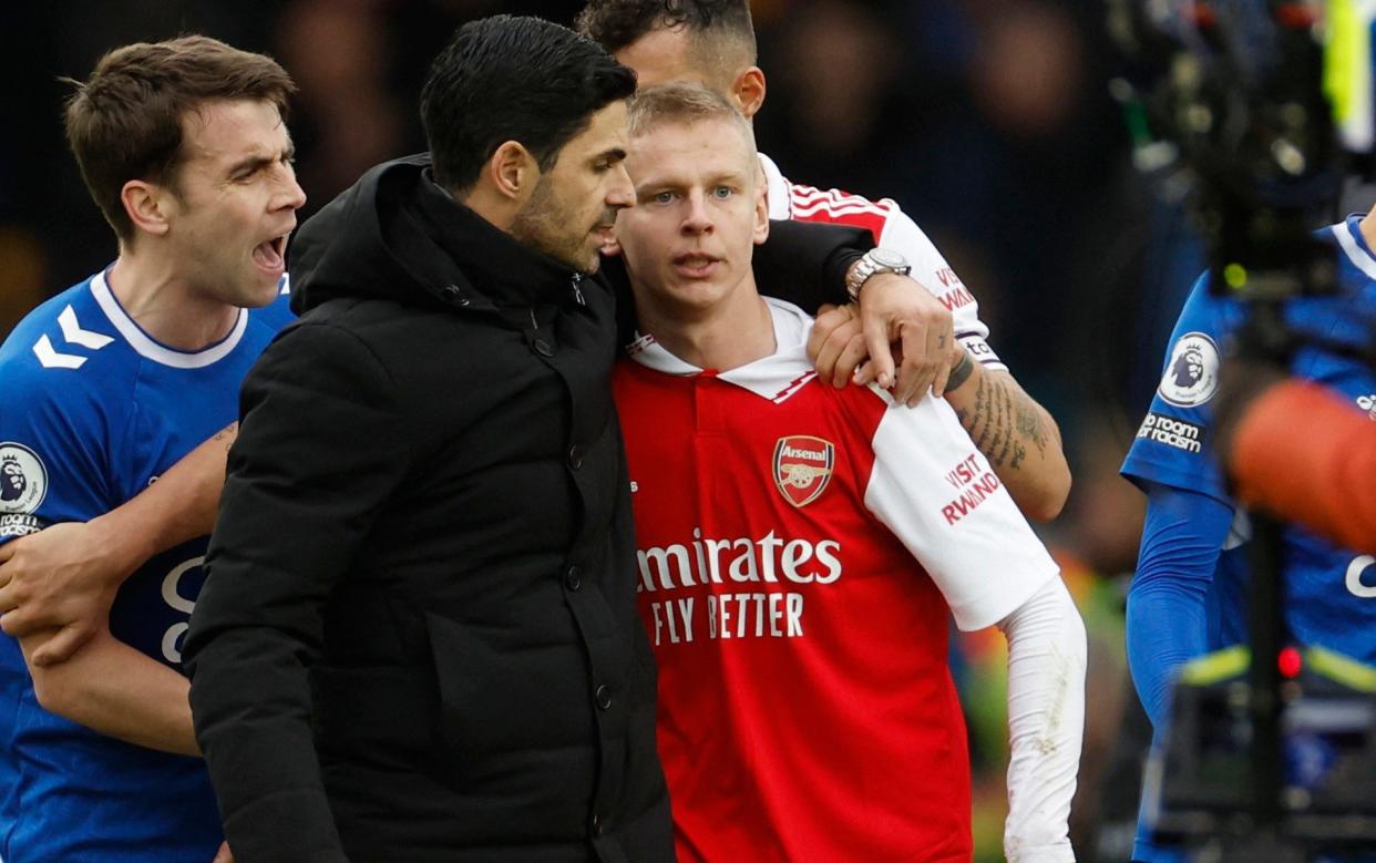 Oleksandr Zinchenko dragged off pitch as Mikel Arteta urges Arsenal to show 'emotional control' - Jason Cairndruff/Reuters