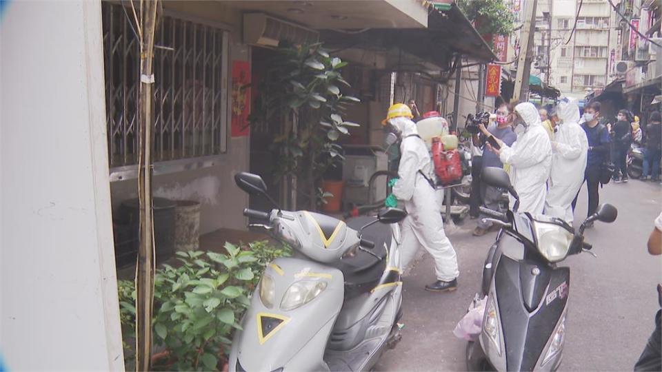 看見「疫情」！空拍萬板重災區　龍山寺、板橋車站空蕩蕩