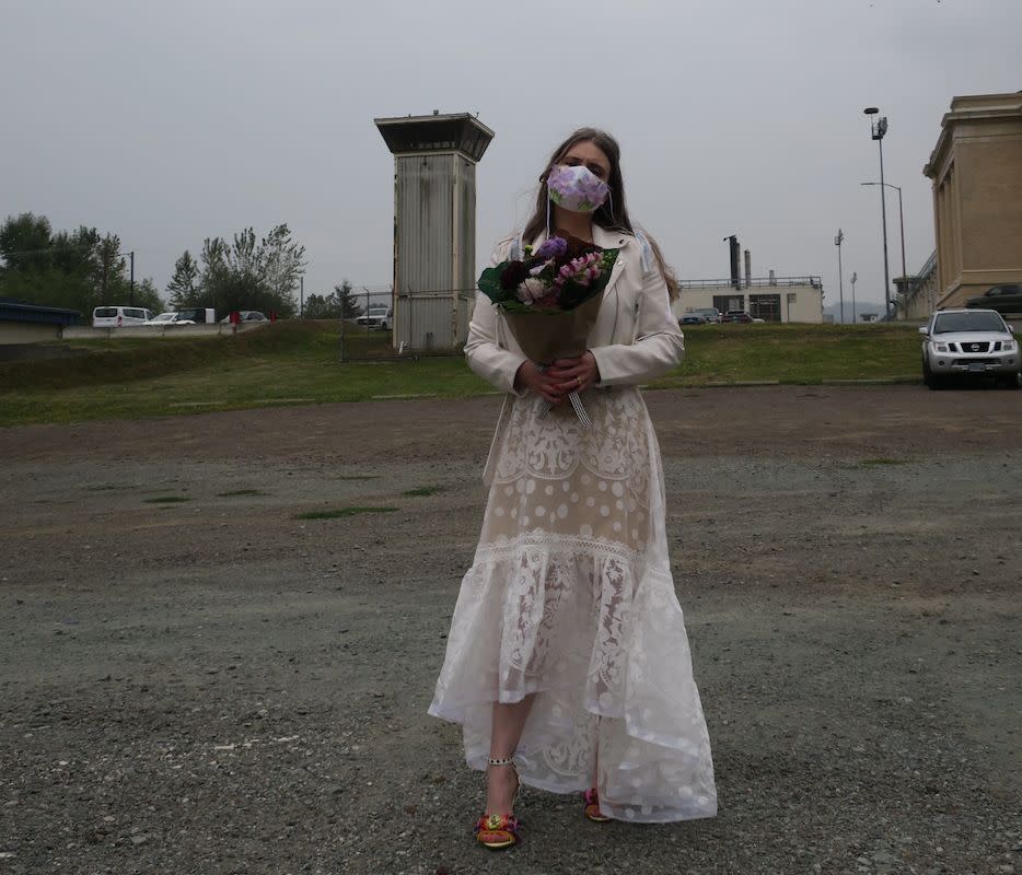 The author in front of the prison on her way to the wedding. (Photo: Courtesy of Chelsea Moore)