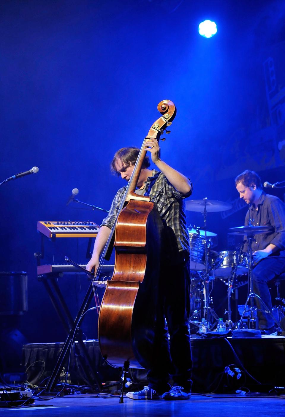 NEW YORK, NY - OCTOBER 11: Robert Sledge of Ben Folds Five performs during the 2012 New York Comic Con at the Javits Center on October 11, 2012 in New York City. (Photo by Daniel Zuchnik/Getty Images)