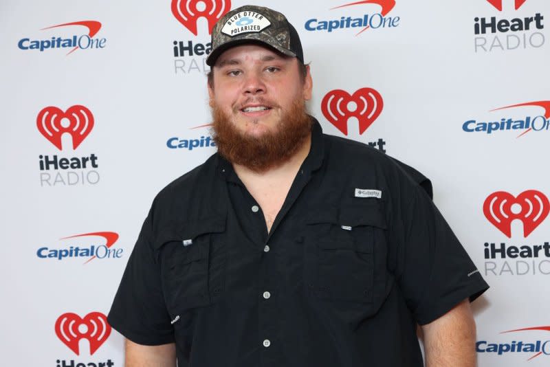 Der Country-Künstler Luke Combs, hier abgebildet beim iHeartRadio Music Festival 2022 in Las Vegas, erscheint auf dem neuen Album von Post Malone "P-1 Billion." Archivfoto von James Atua/UPI