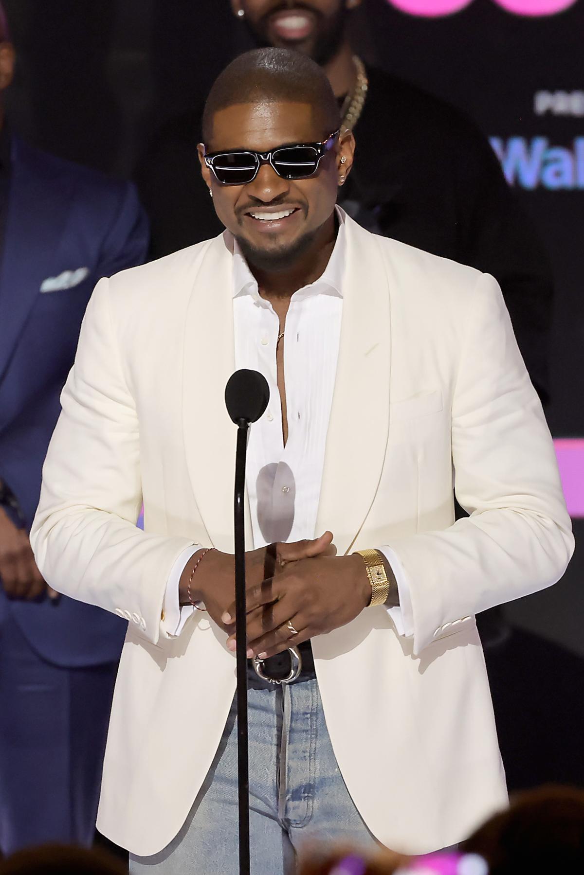 Usher honored with BET Lifetime Achievement Award 'Is it too early for