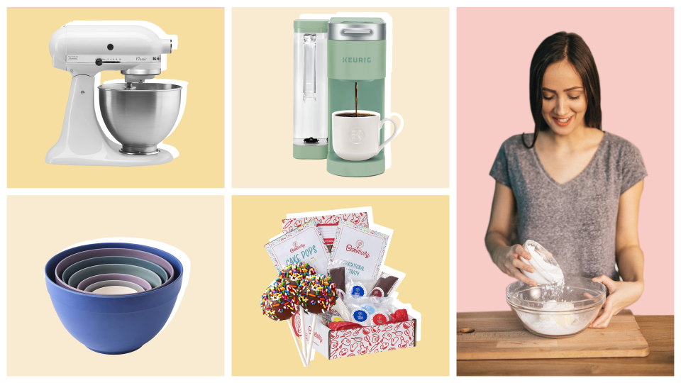 13 sweet gifts for moms who love to cook or bake.