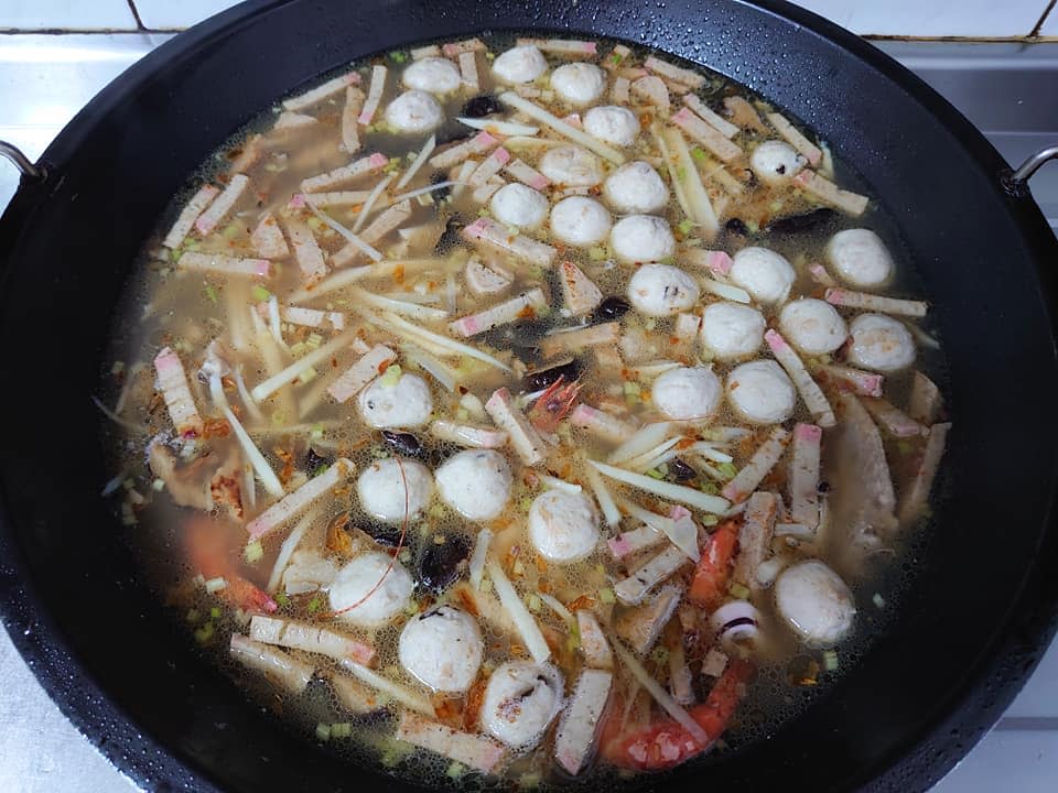 原PO貼出飯湯料理照，也釣出許多網友的回憶。（圖／翻攝自《家常菜》臉書）
