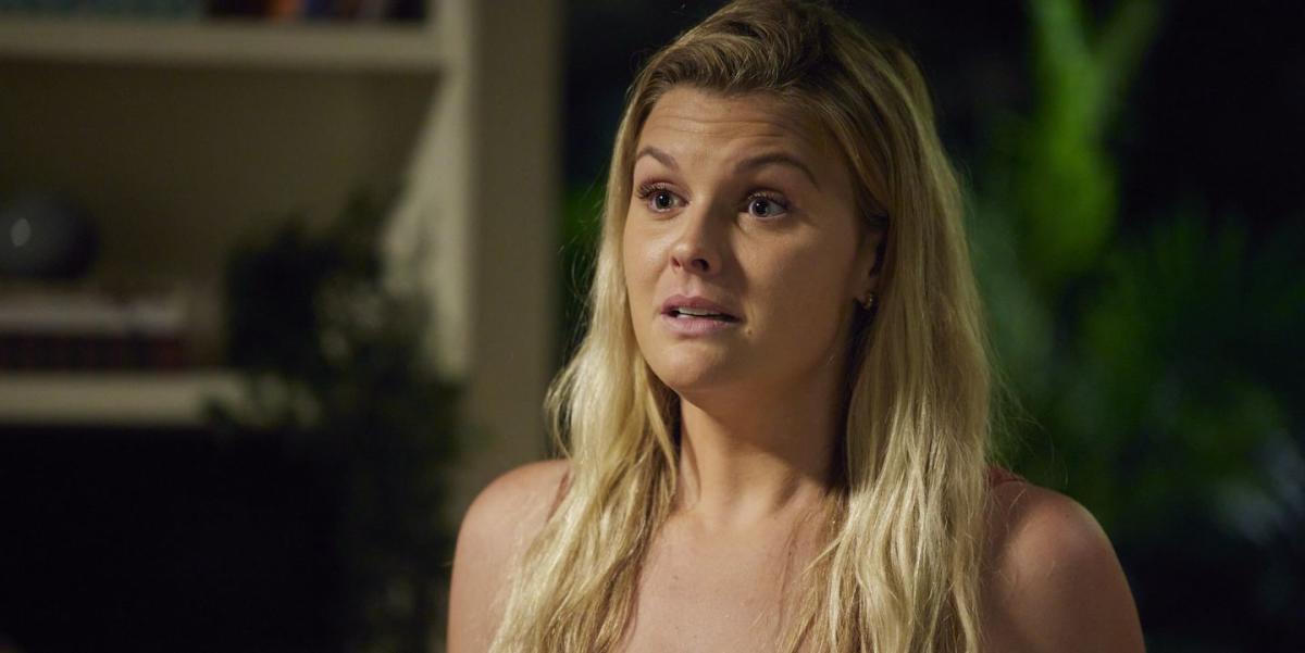 Ziggy de Home and Away partage les nouvelles de sa grossesse en 27 images spoiler