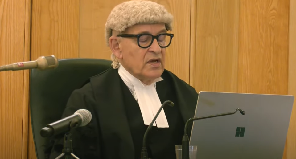 El juez Richard Marks en la corte el viernes (Captura de pantalla)