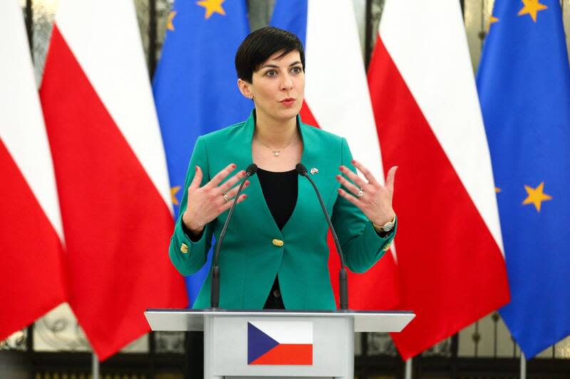 捷克議長艾達莫娃率160人訪台　游錫堃讚「把國家象徵帶來了」