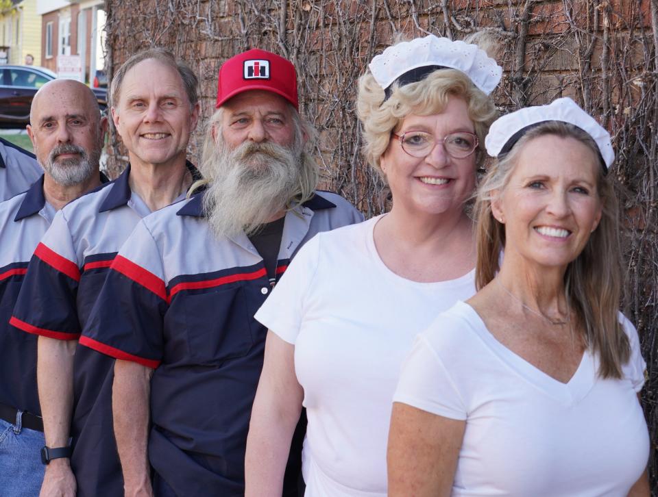 "Pump Boys and Dinettes" cast members include (left to right) Tom Box, Emil Polashek, Tim Berven, Julie Minot and Amy McGrew.