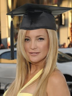 25 Graduation Hairstyles for Your Special Day  College Fashion