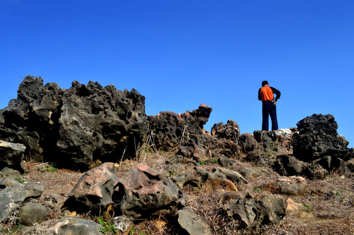 Black rocks: The Sewu Mountains, a plateau that stretches along Yogyakarta, Wonogiri and Pacitan, is home to amazing hills with tops adorned with black rocks that one usually finds under the ocean.