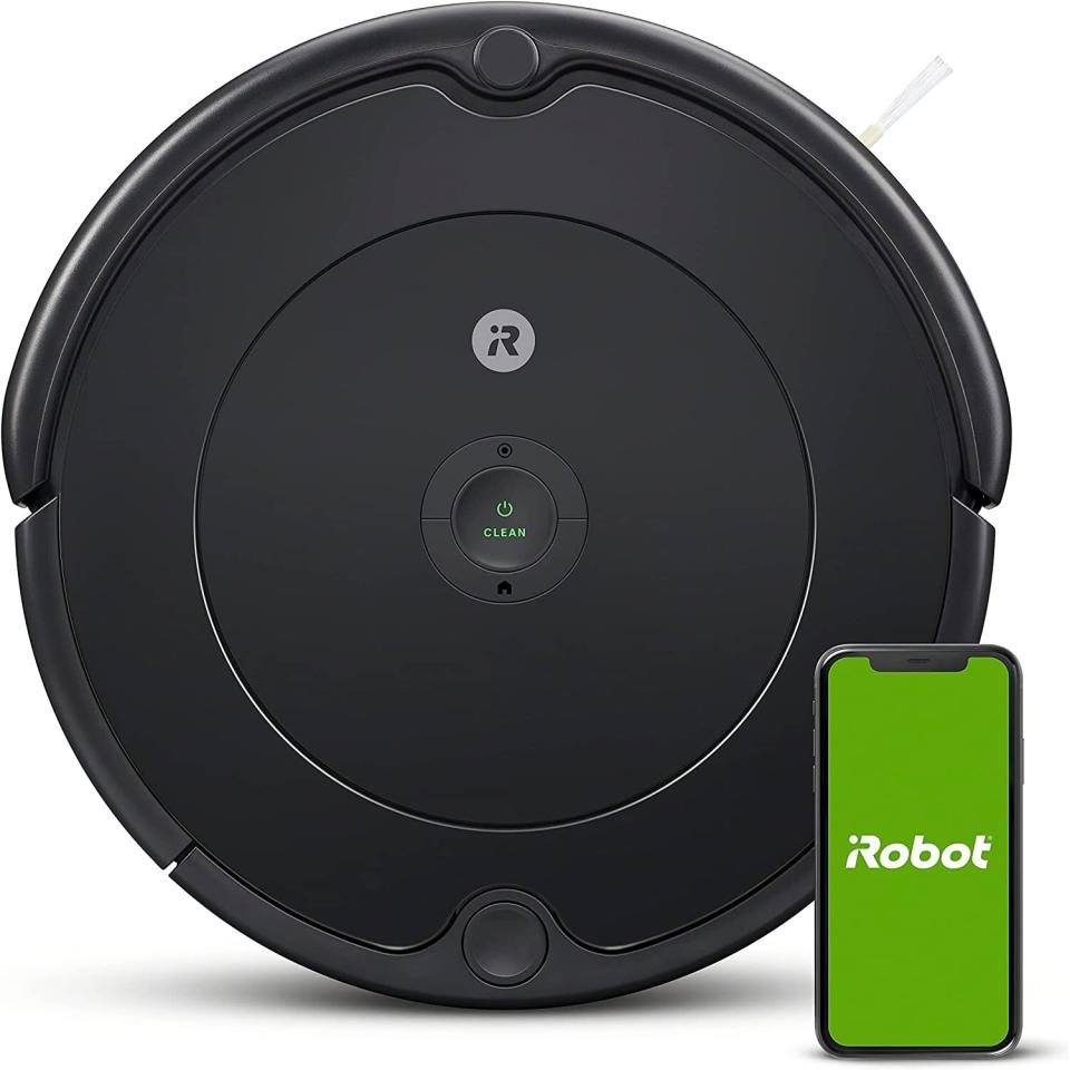 iRobot Roomba 694 Robot Vacuum-Wi-Fi Connectivity, Personalized Cleaning