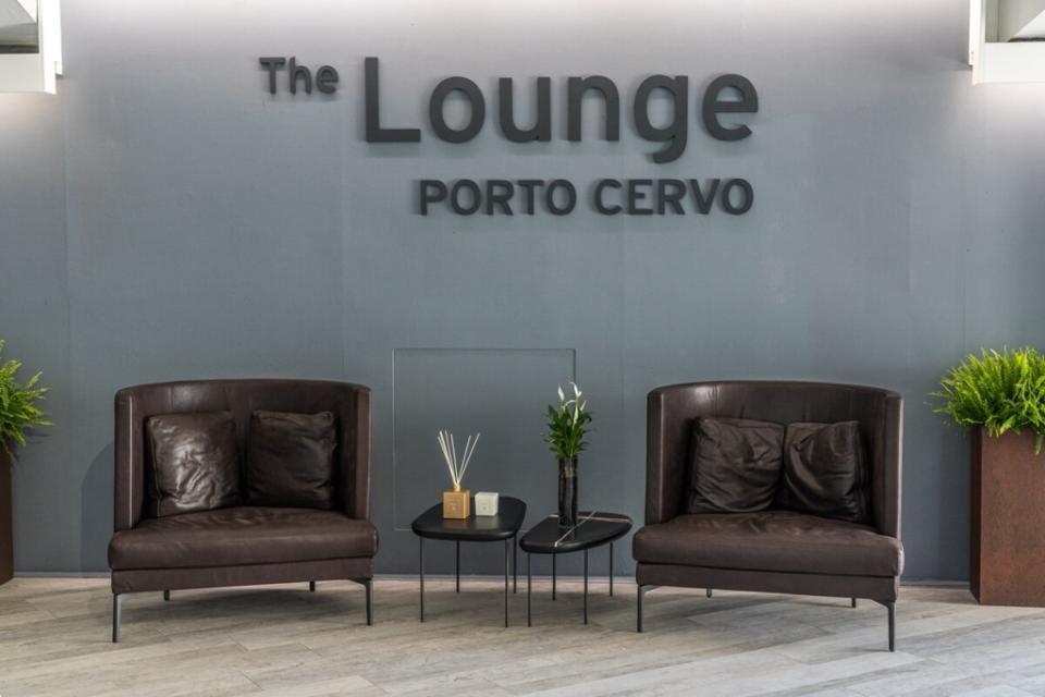 lamborghini-vip-the-lounge-porto-cervo