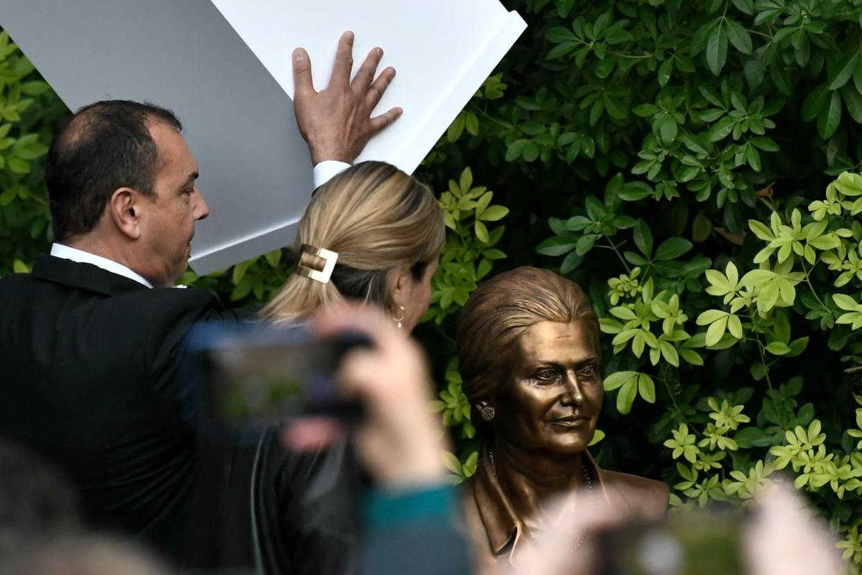 L'inauguration du buste de Simone Veil à l'Assemblée nationale le 29 novembre 2022 - STEPHANE DE SAKUTIN / POOL / AFP