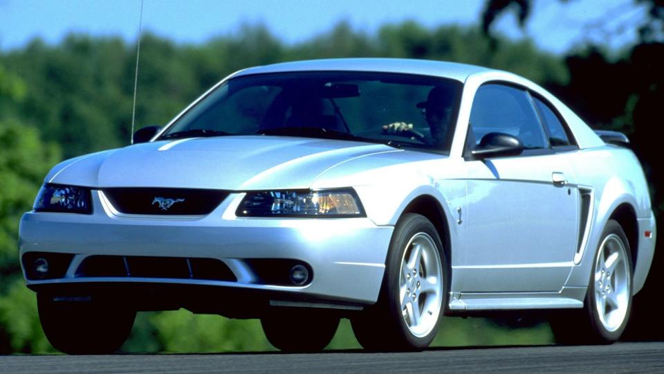 What&#x002019;s The Best Muscle Car For Under $25,000? 